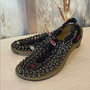 Keen Black and Tan Men's Sandals